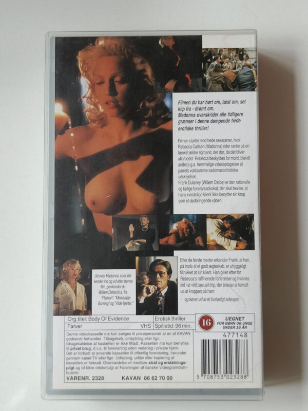 Klædt af til Mord - Image 2
